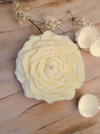 Peony Candle